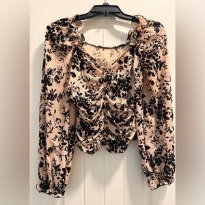 Floral Ruched Women's Top - Black and Cream